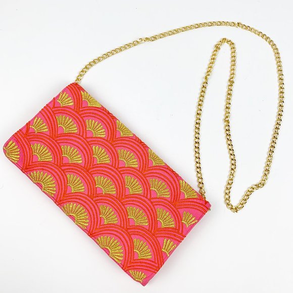 Vintage Handbags - Vintage Patterned Convertible Clutch Purse